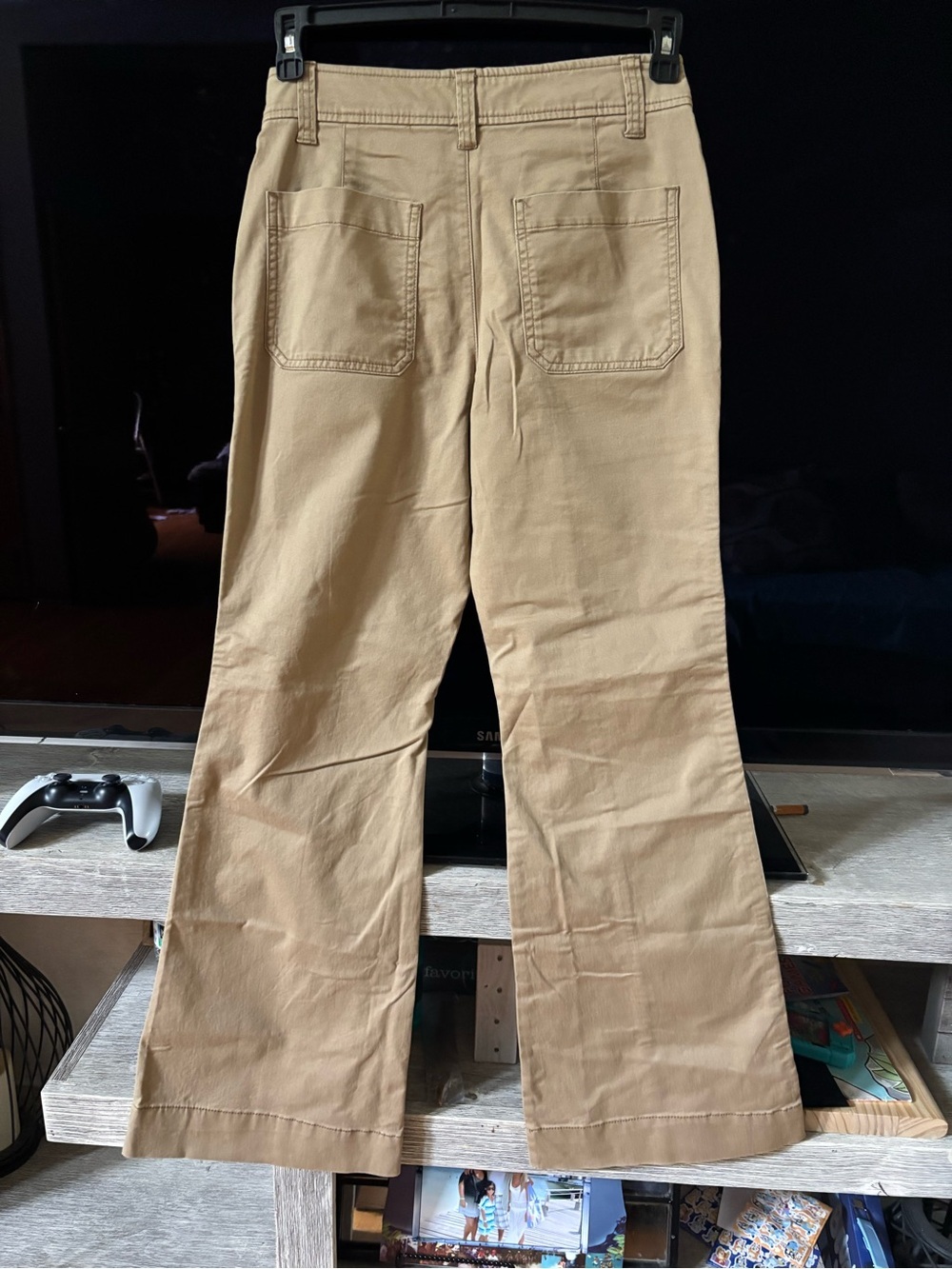 Old Navy Wide-Leg Utility Jeans in Khaki - Picture 3 of 5